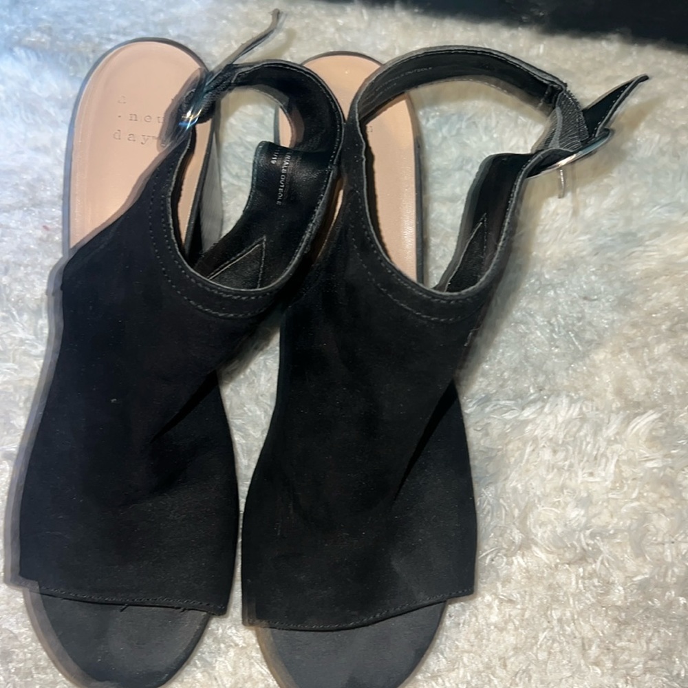 Black open toe heels